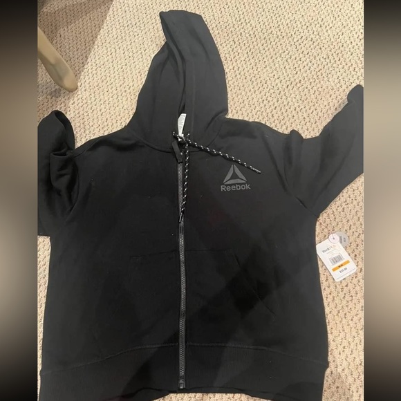 Reebok sweaters - Picture 2 of 2